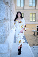 Load image into Gallery viewer, Long Loose Plus Size Kaftan Dress for Women | Oversized Luxury Vacation Outfit
