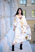 Load image into Gallery viewer, Long Loose Plus Size Kaftan Dress for Women | Oversized Luxury Vacation Outfit
