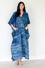 Load image into Gallery viewer, NATURAL INDIGO kaftan, sustainable, Natural clothing, Hand-dyed caftan
