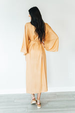Load image into Gallery viewer, Long kimono robe for women
